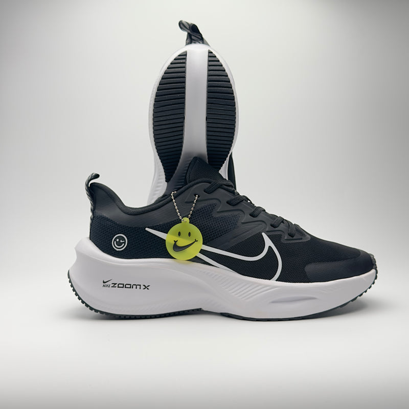 NIKE ZOOMX 1.1