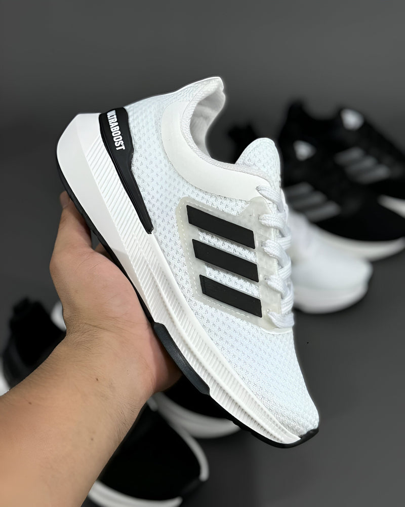 ADIDAS ULTRABOOST